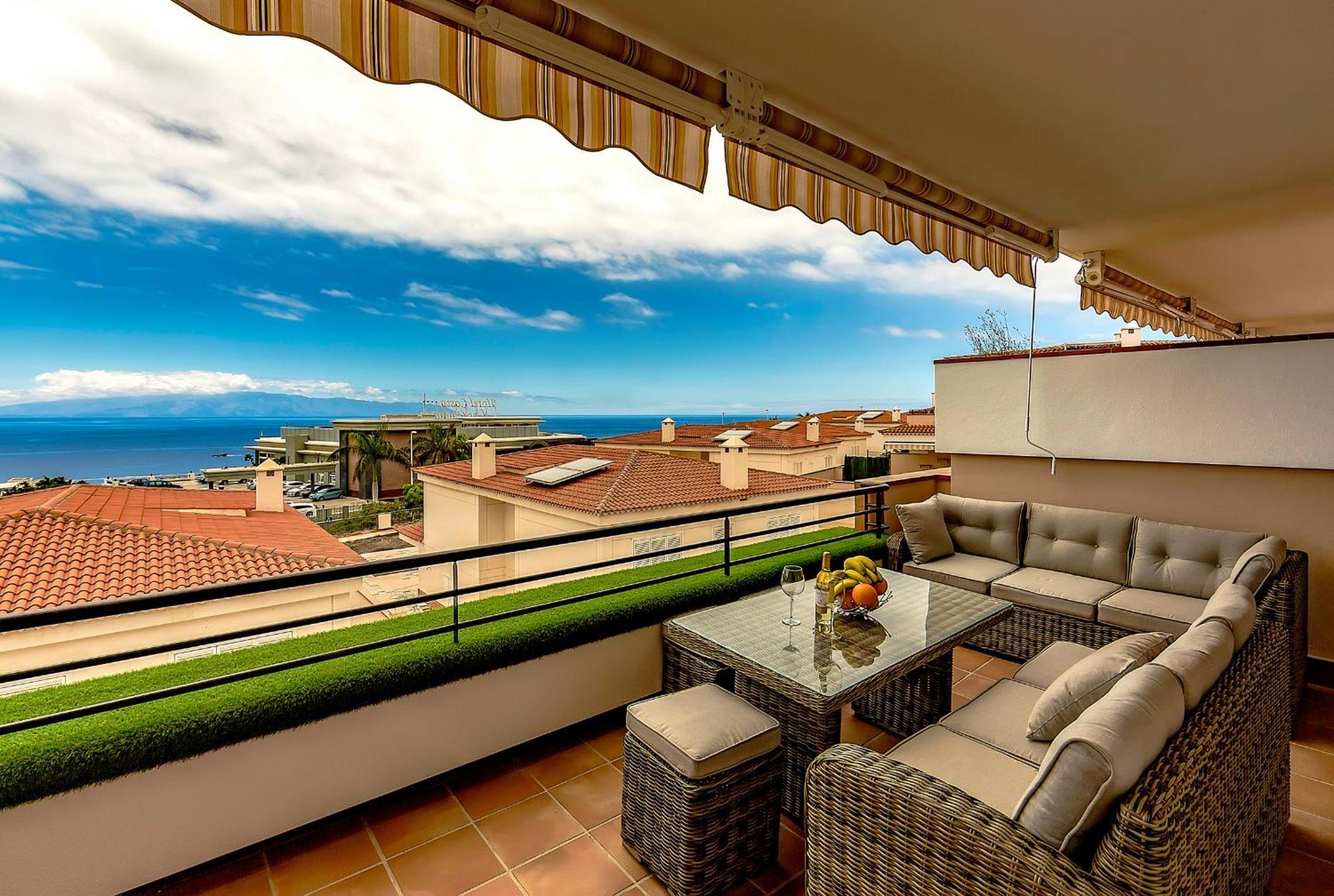 Apartment With Spectacular View In Puerto Santiago Puerto de Santiago  Dış mekan fotoğraf
