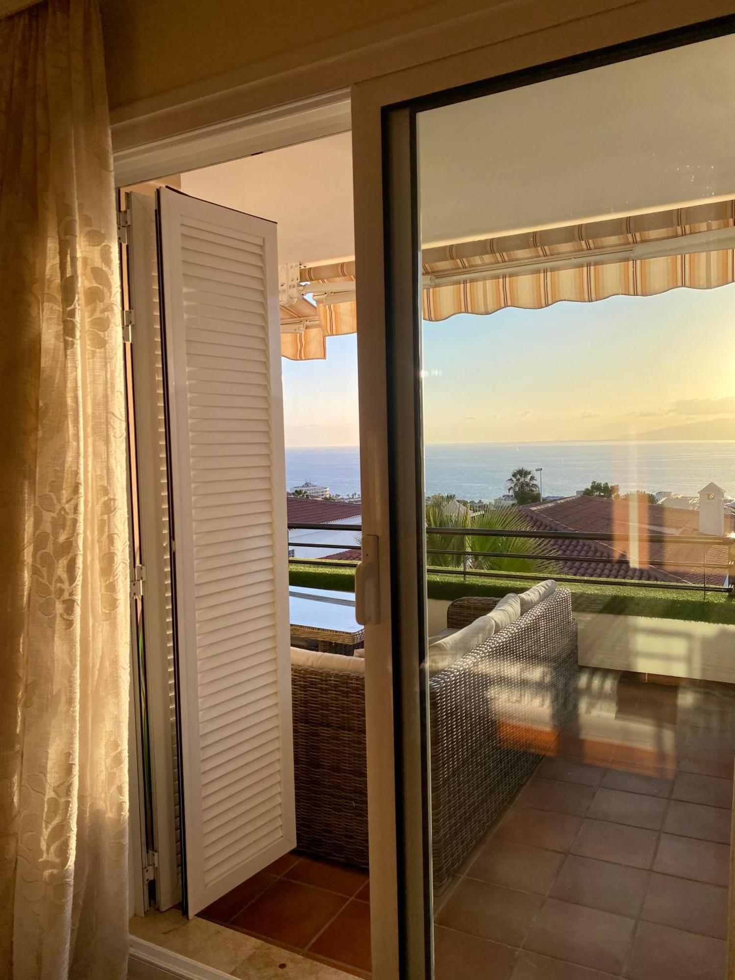 Apartment With Spectacular View In Puerto Santiago Puerto de Santiago  Dış mekan fotoğraf