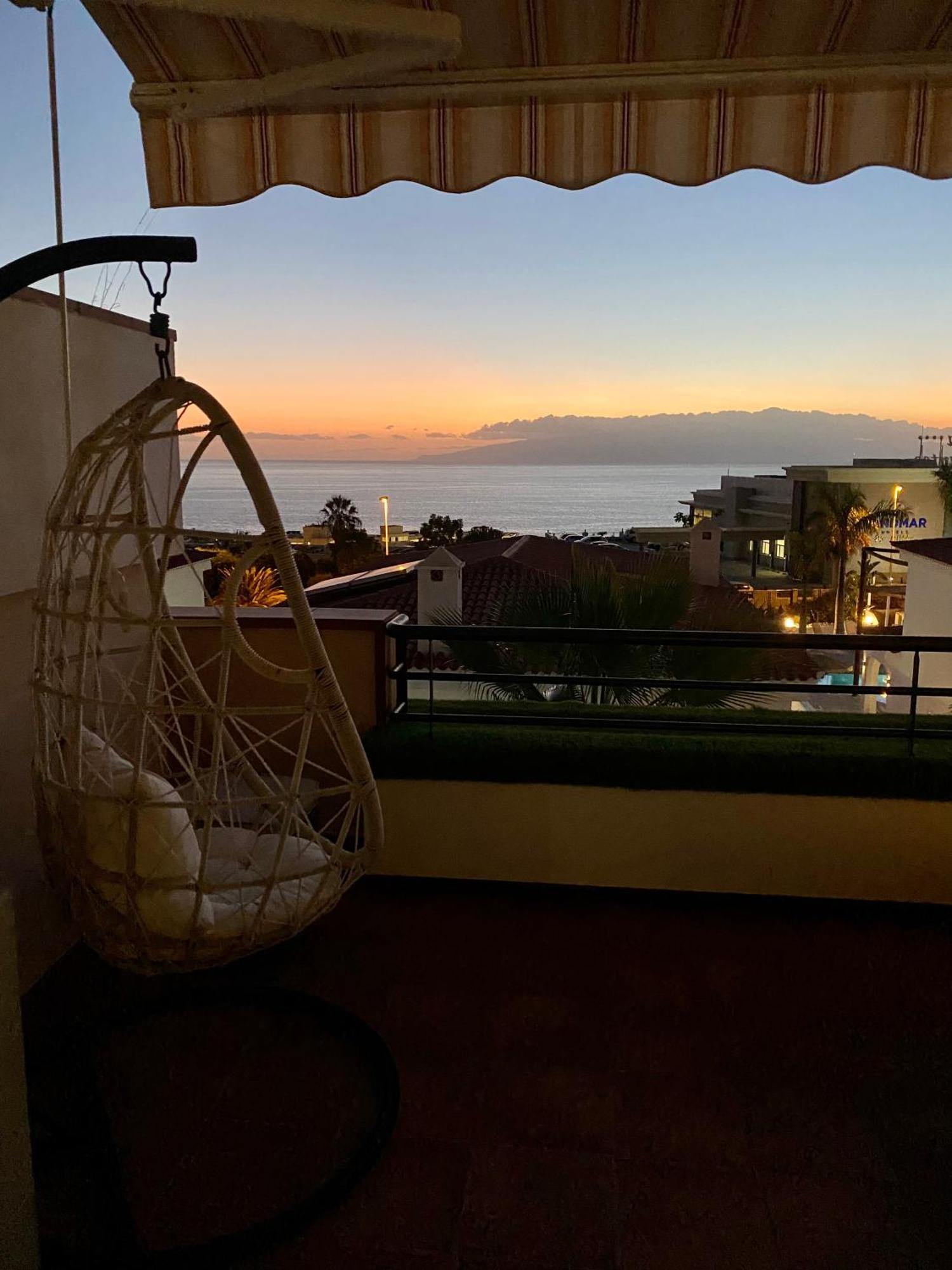 Apartment With Spectacular View In Puerto Santiago Puerto de Santiago  Dış mekan fotoğraf